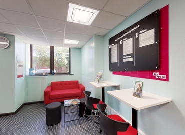 Business Centre in West London, 4-6 Wadsworth Road, 10 m² - MatchOffice.co.uk