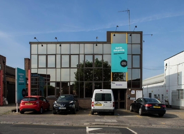 Business Centre in West London, 4-6 Wadsworth Road, 10 m² - MatchOffice.co.uk