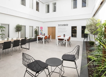  Conference venues in South London, 8 Lombard Road, 10 m² - MatchOffice.co.uk