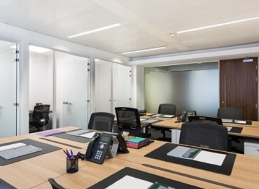 Business centre  in The City of London, 30 Crown Place London, 10 m² - MatchOffice.co.uk