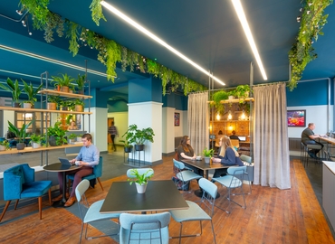 Business center Bixteth Street L3 9LQ Liverpool
