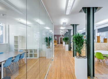Business center Bixteth Street L3 9LQ Liverpool