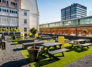 Business center Bixteth Street L3 9LQ Liverpool
