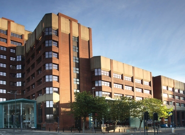 Business centre  in Leeds City Centre, 100 Wellington Street, 10 m² - MatchOffice.co.uk