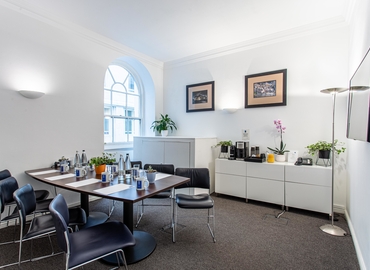 Coworking 7-10 Adam Street, The Strand WC2N 6AA Central London