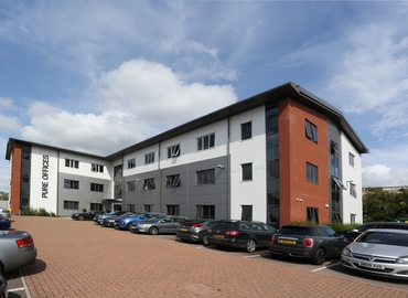 Business Centre in Cheltenham, Hatherley Lane, 235 m² - MatchOffice.co.uk