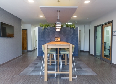 1600 m² Serviced office place up for rent in Warwickshire, Plato Close (CV34 6WE) - 0 | MatchOffice
