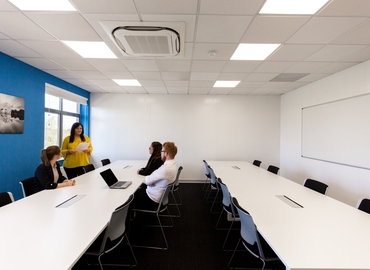 20 m² Business center property available to rent in Fearnhead, Cinnamon House (WA2 0XP) - 8 | MatchOffice.com