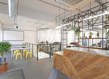  Coworkind spaces in East London, Vesey Path, 900 m² - MatchOffice.co.uk