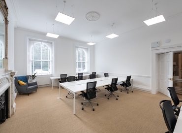 Business centre  in Exeter, 1 Barnfield Crescent, 5000 m² - MatchOffice.co.uk