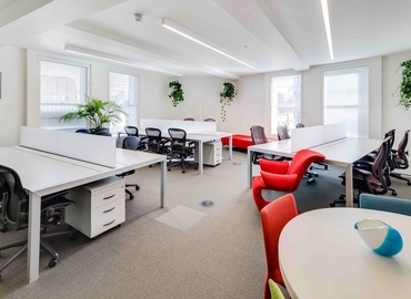 Business centre  in Central London, 57 Rathbone Place, 50 m² - MatchOffice.co.uk