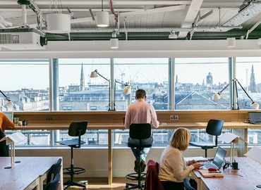 Business centre  in Edinburgh, 80 George Street , 150 m² - MatchOffice.co.uk