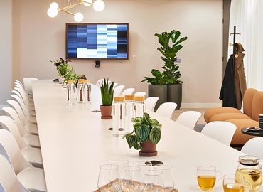  Meeting room hire in The City of London, King William Street 24, 422 m² - MatchOffice.co.uk