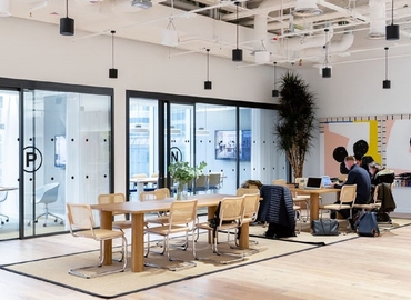 Business center  30 Churchill Place  E14 5EU East London