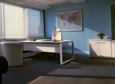 Rent a 23 m² Conference hall in Hayes, 27-37 Station Road (UB3 4DX) - 0 | MatchOffice.com