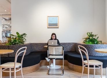 Business center 2 Minster Court EC3R 7BB The City of London