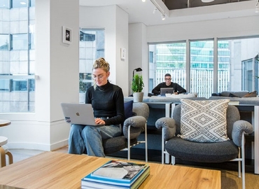 Business center 2 Minster Court EC3R 7BB The City of London