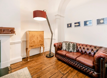  Coworkind spaces in The City of London, Bloomsbury Street, 30 m² - MatchOffice.co.uk