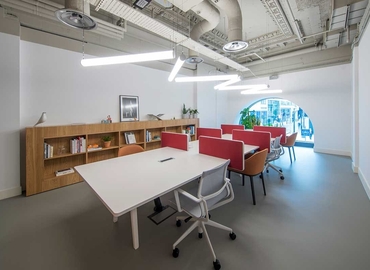 Meeting room in Birmingham Centre, 156 Great Charles Street Queensway, 100 m² - MatchOffice.co.uk