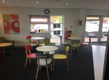 10 m² Business park building up for rent in Hampshire, Stroudley Road (RG24 8UP) - 0 | MatchOffice.com
