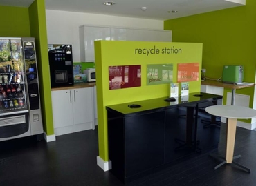10 m² Business park property available to rent in Kent, Victoria Road (DA1 5FS) - 2 | MatchOffice