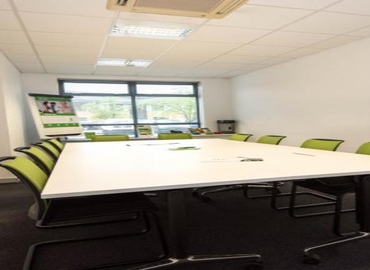 Business centre in West Sussex, Metcalf Way, 10 m² - MatchOffice.co.uk