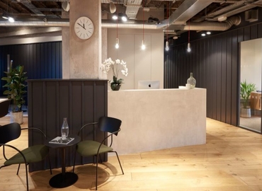  Business center  in Leeds City Centre, Aire Street 1, 10 m² - MatchOffice.co.uk
