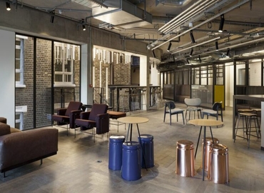 Business centre  in The City of London, Pancras Square 7, 10 m² - MatchOffice.co.uk