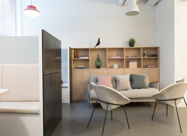 Business Centre in The City of London, Lloyd's Avenue 3, 10 m² - MatchOffice.co.uk