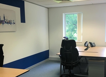 Business center Rutherford House, Warrington Road WA3 6ZH Cheshire