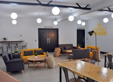  Coworking space in Cardiff, Wellington Street, 400 m² - MatchOffice.co.uk