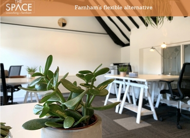  Business center  in Farnham, East Street 21, 100 m² - MatchOffice.co.uk
