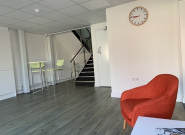 Business centre  in Farnham, No 11 Riverside, 50 m² - MatchOffice.co.uk
