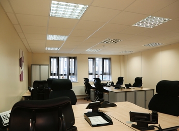 Business center Tetbury Road, Cirencester GL7 6JJ Gloucestershire