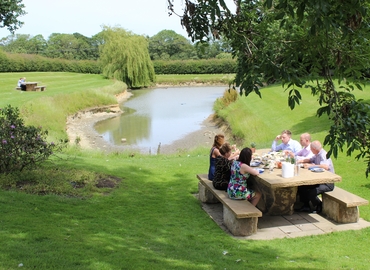  Meeting room hire in Leeds City Centre, Swillington Common Farm, 40 m² - MatchOffice.co.uk