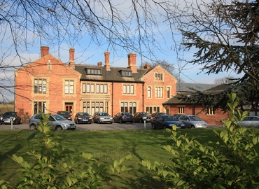 Meeting room in Leeds City Centre, Swillington Common Farm, 40 m² - MatchOffice.co.uk