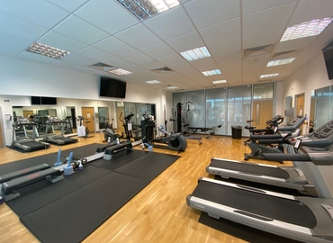  Business center  in Stansted Airport, The Stansted Centre, 150 m² - MatchOffice.co.uk