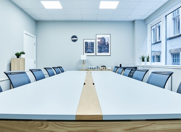  Meeting room hire in Glasgow, 39 Saint Vincent Place, 50 m² - MatchOffice.co.uk