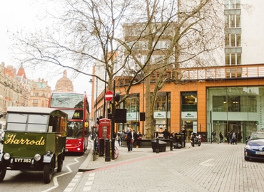 Virtual office address The City of London, 1 Knightsbridge Green - MatchOffice.co.uk