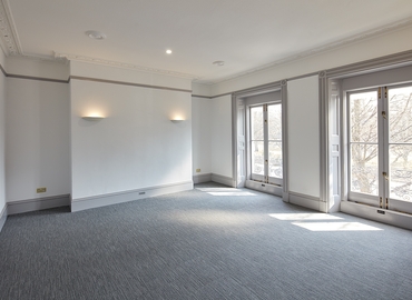 Business center 5-7 Cumberland Place SO15 2BH Southampton