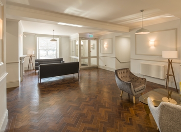 150 m² Business space place up for rent in Southampton, 5-7 Cumberland Place (SO15 2BH) - 2 | MatchOffice