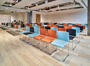 97 m² Meeting room in The City of London, 110 Southwark Street (SE1 0SU) - 4 | MatchOffice.com