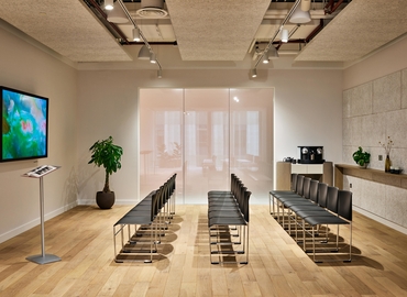 97 m² Meeting room in The City of London, 110 Southwark Street (SE1 0SU) - 7 | MatchOffice