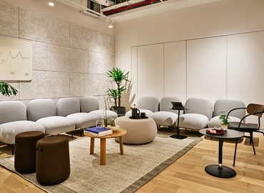 97 m² Conference room in The City of London, 110 Southwark Street (SE1 0SU) - 23 | MatchOffice.com