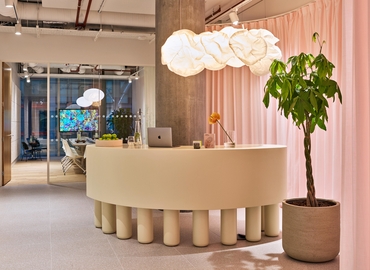 97 m² Meeting room in The City of London, 110 Southwark Street (SE1 0SU) - 26 | MatchOffice