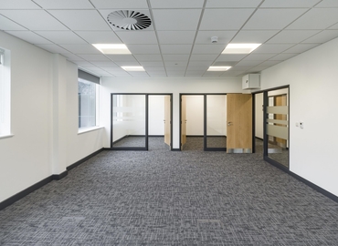 1021 m² Business center in Cheshire, 600 Lakeside Drive (WA1 1RW) - 7 | MatchOffice