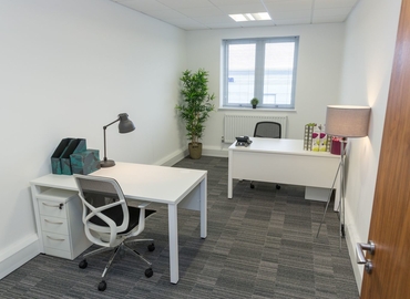 Business center Wilton Dr, Tournament Fields CV34 6RG Warwickshire