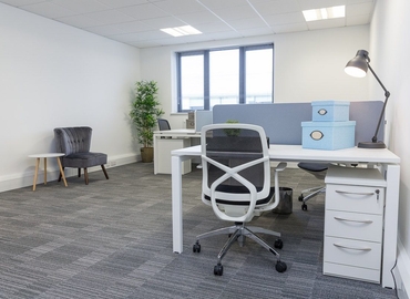 Business center Wilton Dr, Tournament Fields CV34 6RG Warwickshire
