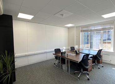 45 m² Co-working  in City of London, 58-60 Kensington Church (W8 4DB) - 3 | MatchOffice