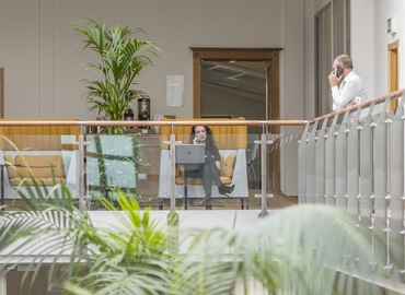  Meeting room hire in Leeds City Centre, Carrwood Park, 50 m² - MatchOffice.co.uk